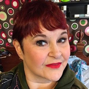 Meet your Posher, Shirlene